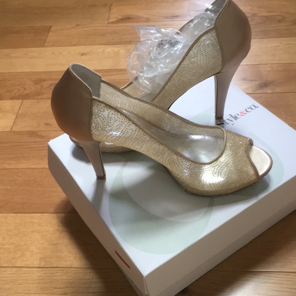 Style & Co. Shoes - Gold shoes